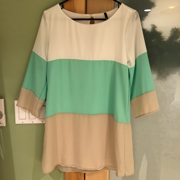 Lulus Dresses & Skirts - Block printed dress